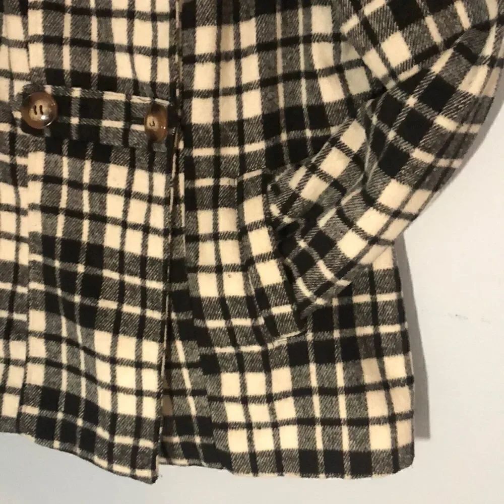 Pink Envelope Med Button Up Jacket w/Hood - Picture 5 of 6